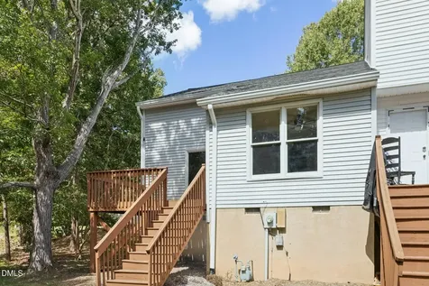 128 St Andrews Lane Chapel Hill NC 27517