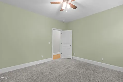 121 Freedom Trail Chapel Hill NC 27516