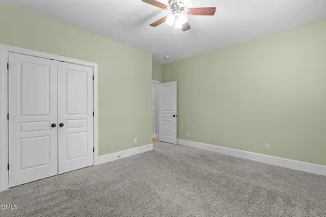 121 Freedom Trail Chapel Hill NC 27516