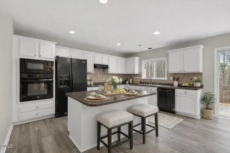 6 Spicewood Court Durham NC 27703