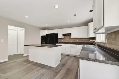 6 Spicewood Court Durham NC 27703