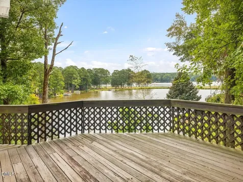 275 Lake Point Sanford NC 27332