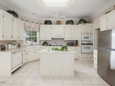 275 Lake Point Sanford NC 27332