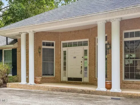 275 Lake Point Sanford NC 27332