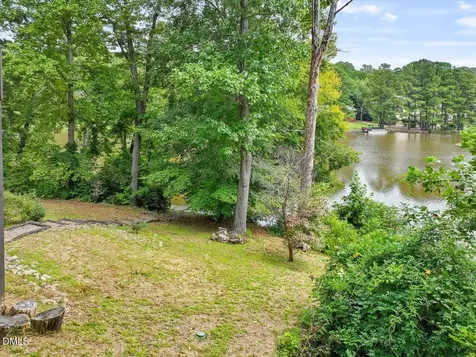 275 Lake Point Sanford NC 27332