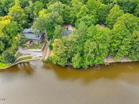 275 Lake Point Sanford NC 27332