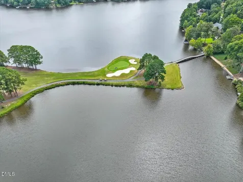 275 Lake Point Sanford NC 27332