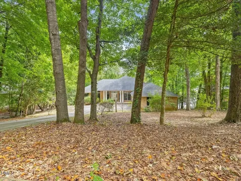 275 Lake Point Sanford NC 27332