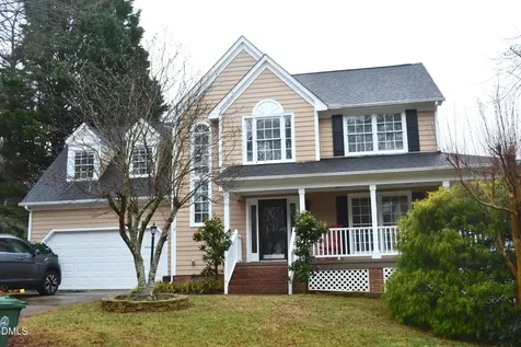 104 Ayelsford Drive Cary NC 27518