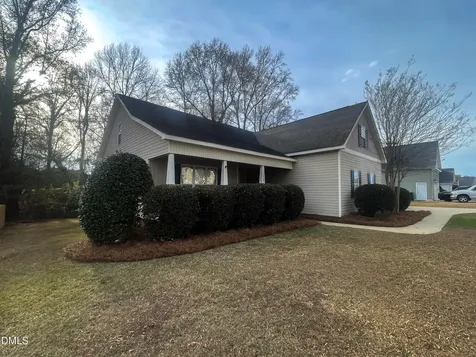 282 Braddock Drive Lillington NC 27546