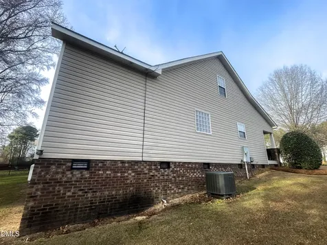 282 Braddock Drive Lillington NC 27546