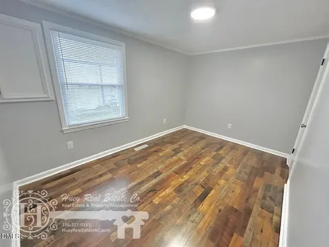 201 E Gilbreath Street Graham NC 27253