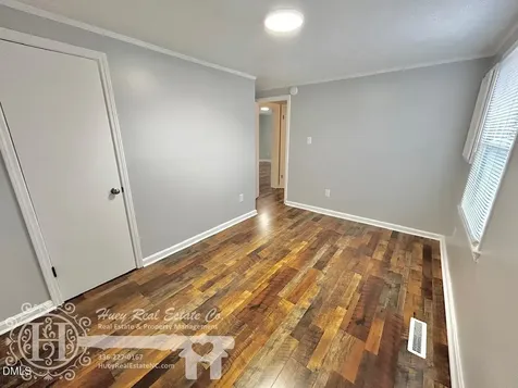 201 E Gilbreath Street Graham NC 27253