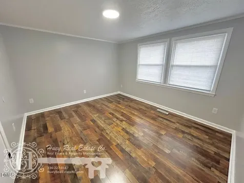 201 E Gilbreath Street Graham NC 27253