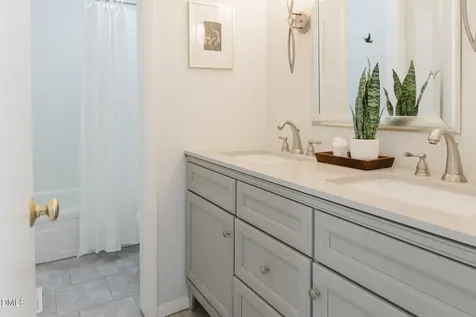 124 Wicklow Lane Durham NC 27713