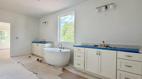6732 Evergreen Hl Drive Holly Springs NC 27540