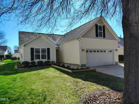2108 Woodwater Drive Fuquay Varina NC 27526