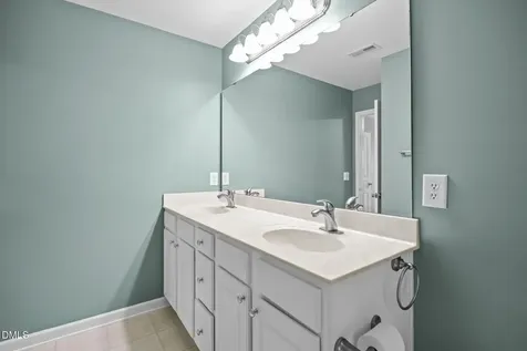 2108 Woodwater Drive Fuquay Varina NC 27526
