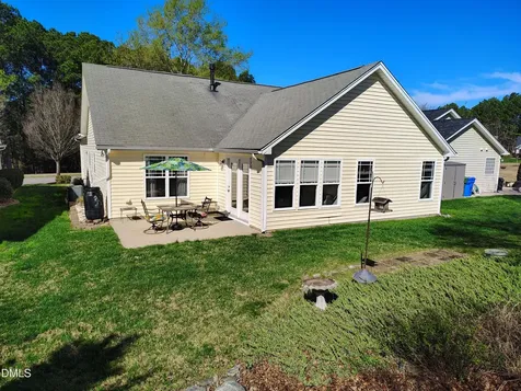 2108 Woodwater Drive Fuquay Varina NC 27526