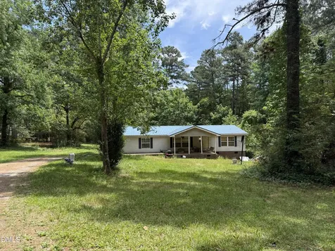 4749 Buckhorn Sanford NC 27330
