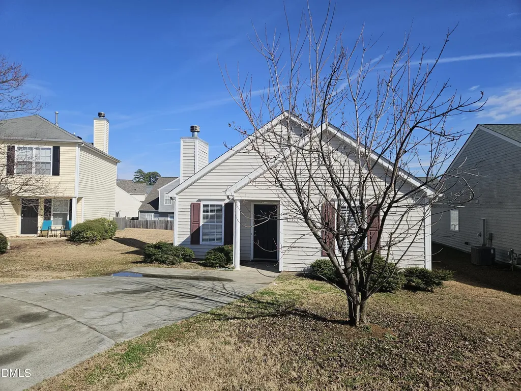 3413 Fatima Court Raleigh NC 27610