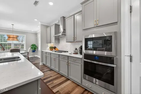 118 Mahogany Raleigh NC 27610