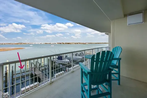 100 Olde Towne Yacht Club Drive Beaufort NC 28516