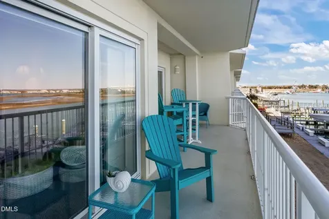 100 Olde Towne Yacht Club Drive Beaufort NC 28516