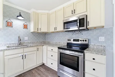 1401 Ashe Street Burlington NC 27217