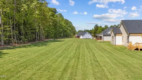 40 Stream View Way Zebulon NC 27597