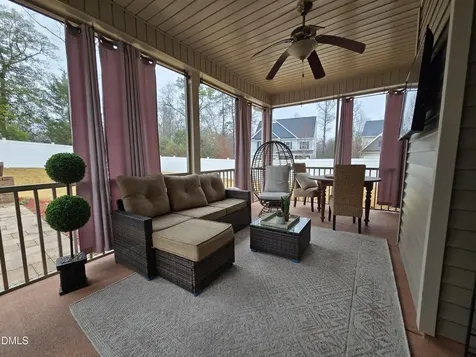 4202 Smithson Court Raleigh NC 27616