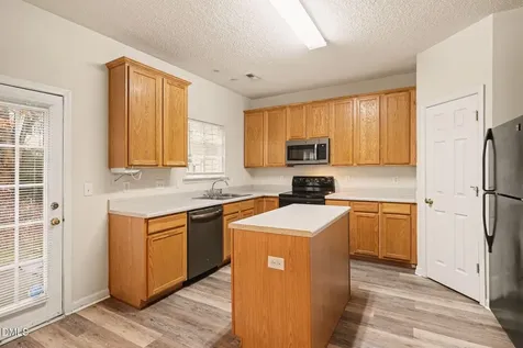 10947 Pendragon Place Raleigh NC 27614