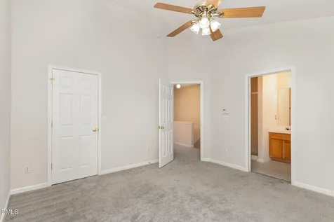 10947 Pendragon Place Raleigh NC 27614