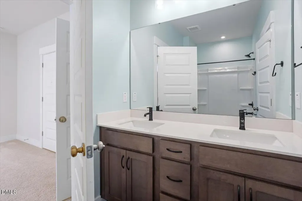 541 Roycroft Drive Wake Forest NC 27587