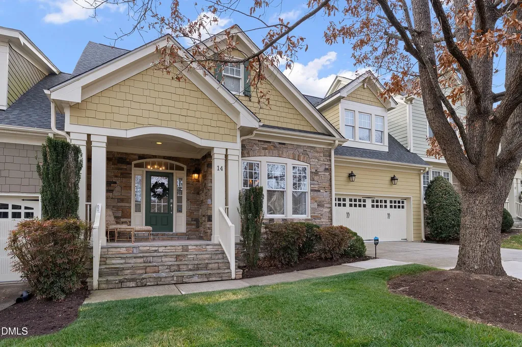 14 Grandwood Circle Durham NC 27712