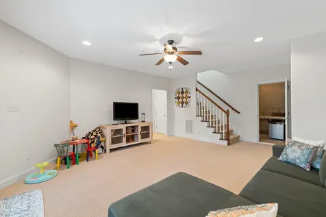14 Grandwood Circle Durham NC 27712