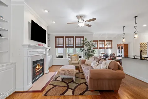 14 Grandwood Circle Durham NC 27712
