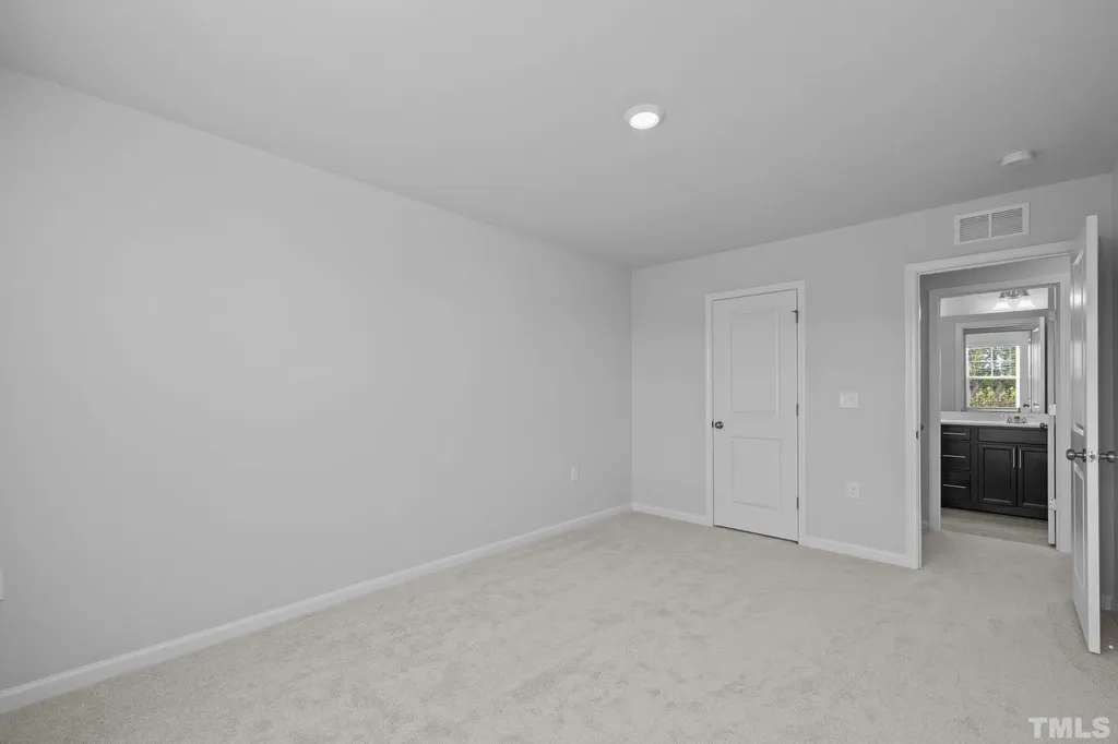 5106 Anamosa Street Raleigh NC 27610