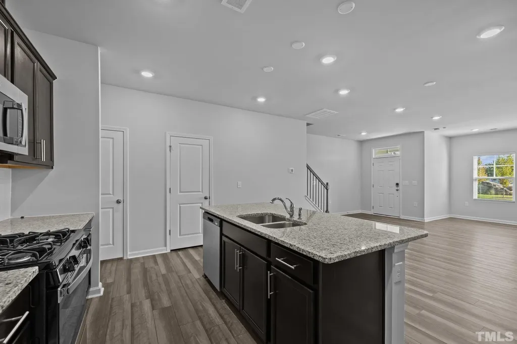 5106 Anamosa Street Raleigh NC 27610