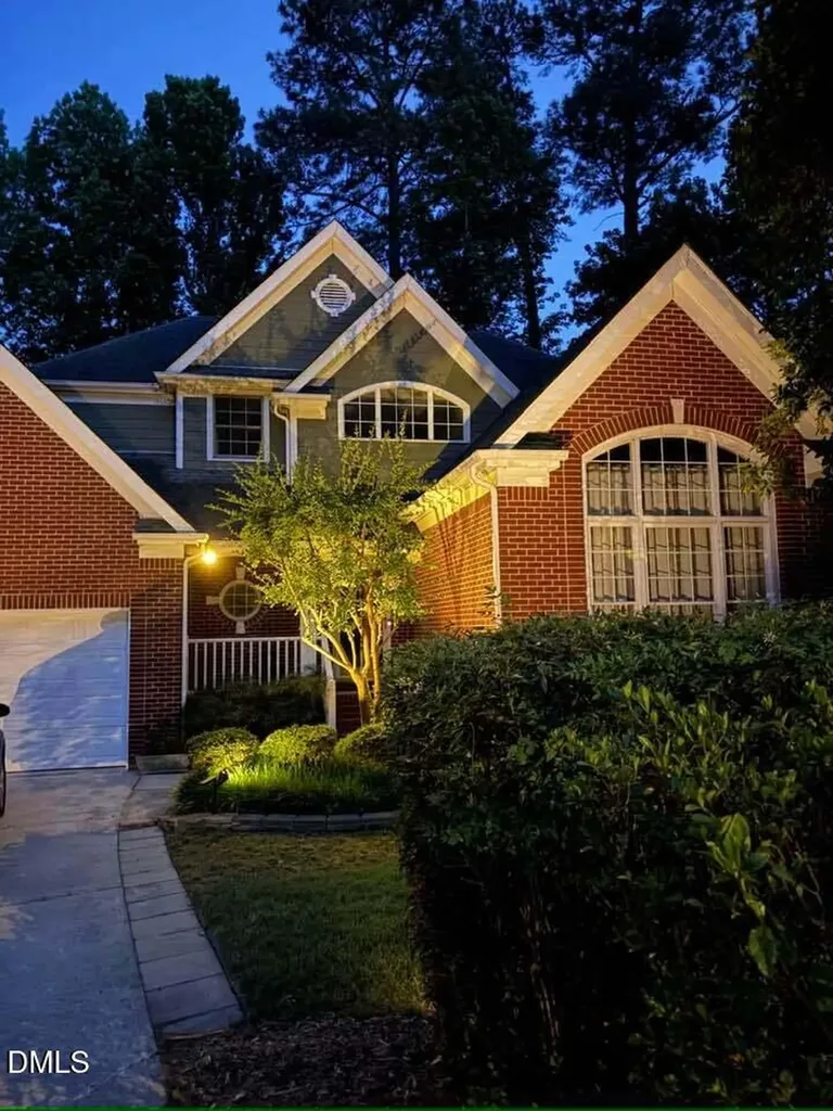 2804 Shofield Court Raleigh NC 27615