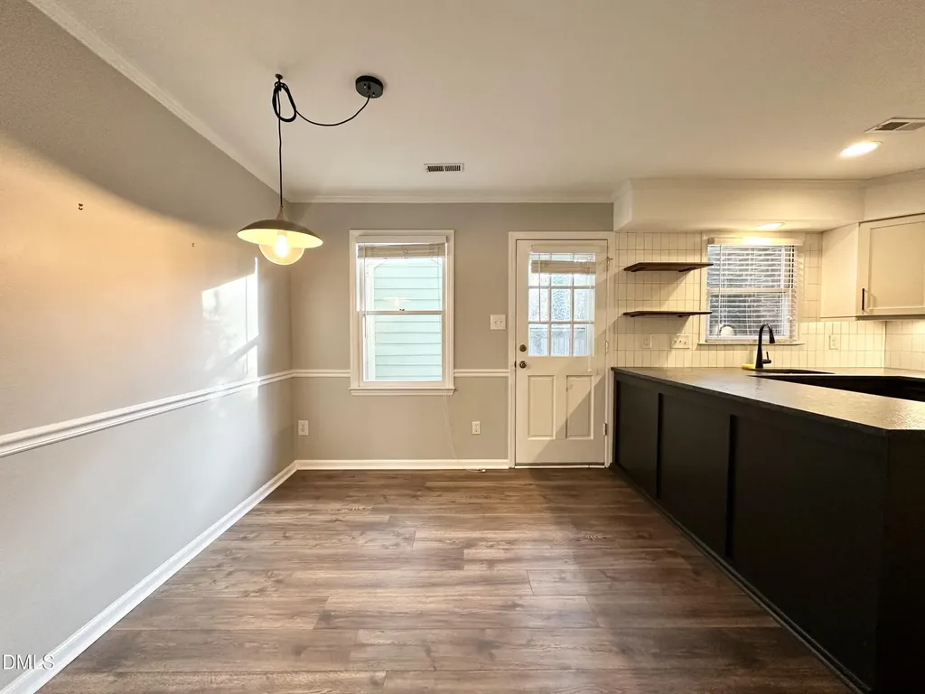 5649 Hamstead Crossing Raleigh NC 27612