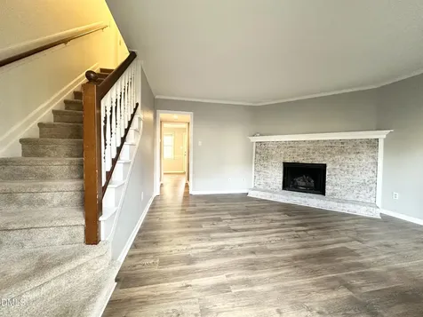 5649 Hamstead Crossing Raleigh NC 27612