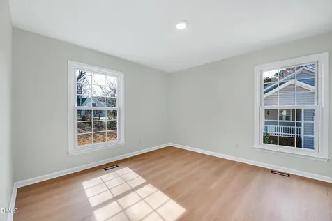 2113 Port Royal Road Raleigh NC 27609