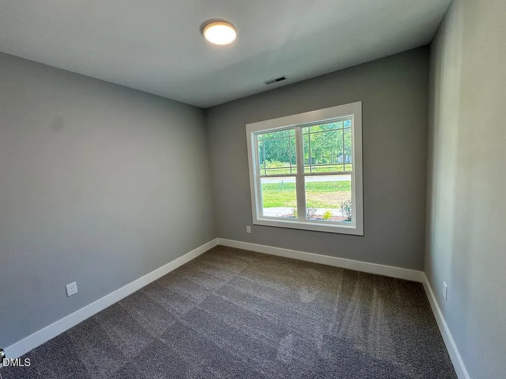 102 Lynn Lane Selma NC 27576