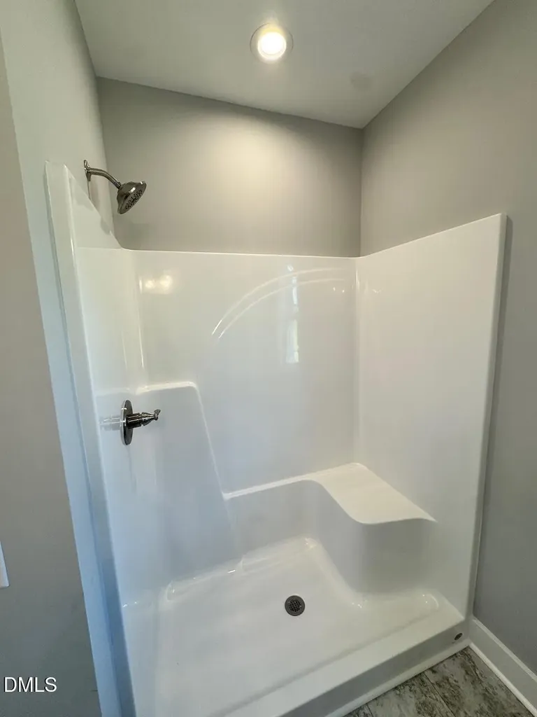 102 Lynn Lane Selma NC 27576