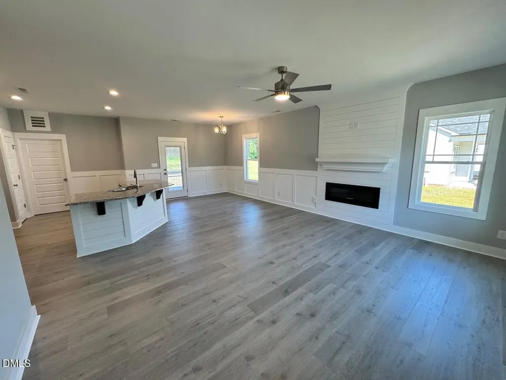 102 Lynn Lane Selma NC 27576