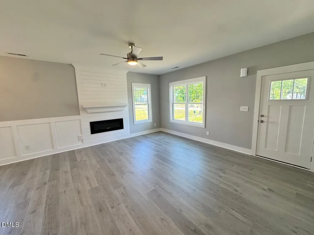 102 Lynn Lane Selma NC 27576