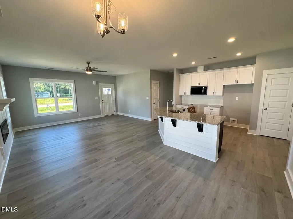 102 Lynn Lane Selma NC 27576