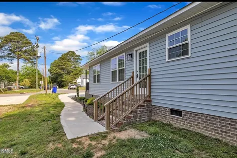 407 Collier Street Smithfield NC 27577