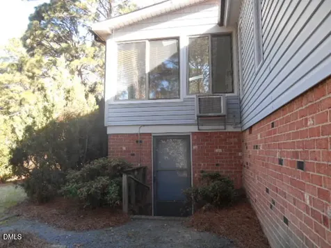 106 Sandham Court West End NC 27376